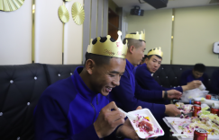 凝心聚力暖人心—左贡县森林消防中队举办集体生日会